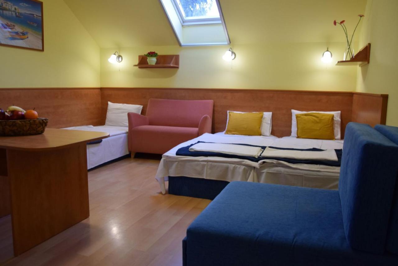 Zoeld Zona Zamardi Ueduelo Bed & Breakfast Eksteriør bilde